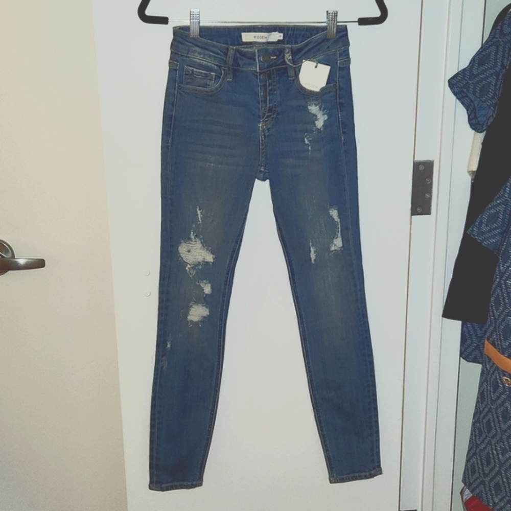 HIDDEN jeans NWTs! Stretchy!!!